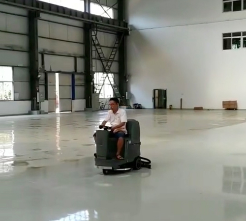 必一B-Sports驾驶式洗地机